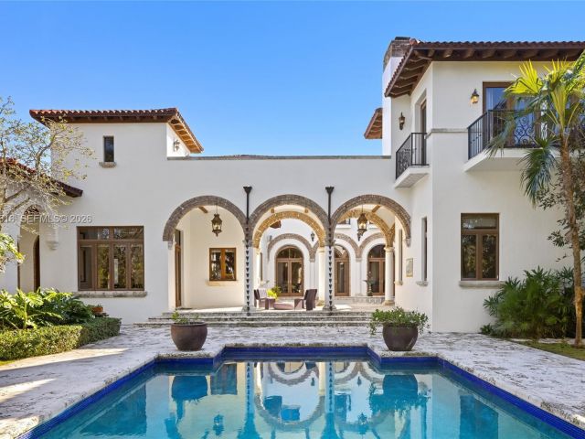 Продажа дома по адресу 221 Casuarina Concourse - фото 7470847