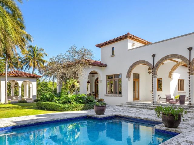 Продажа дома по адресу 221 Casuarina Concourse - фото 7470851