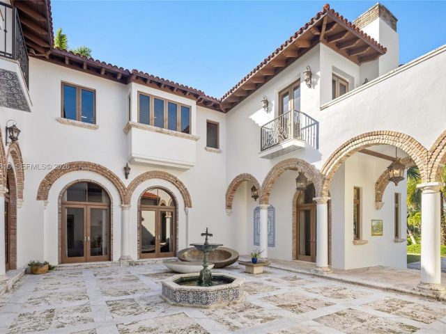 Продажа дома по адресу 221 Casuarina Concourse - фото 7470857