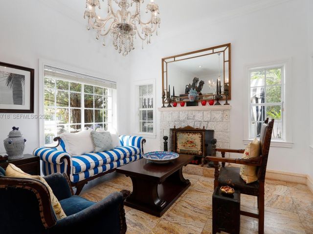 Продажа дома по адресу 1755 SW 10th St - фото 7439891