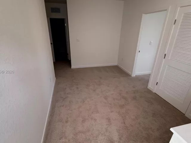 Дом в аренду по адресу 1535 SE 7th Ct 1535 - фото 7425355