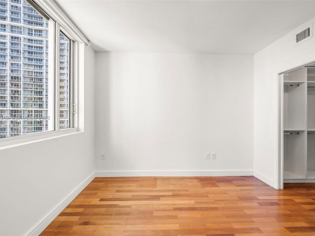 Продажа квартиры #2901 - фото 7428992