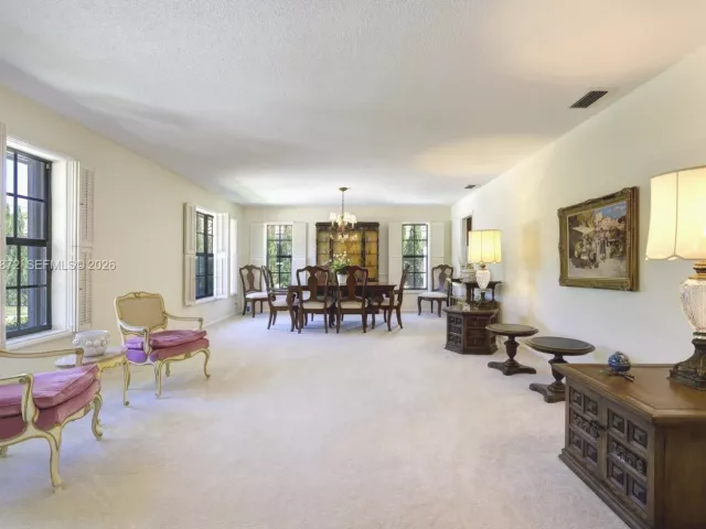 Продажа дома по адресу 3600 N Shore Dr - фото 7426298