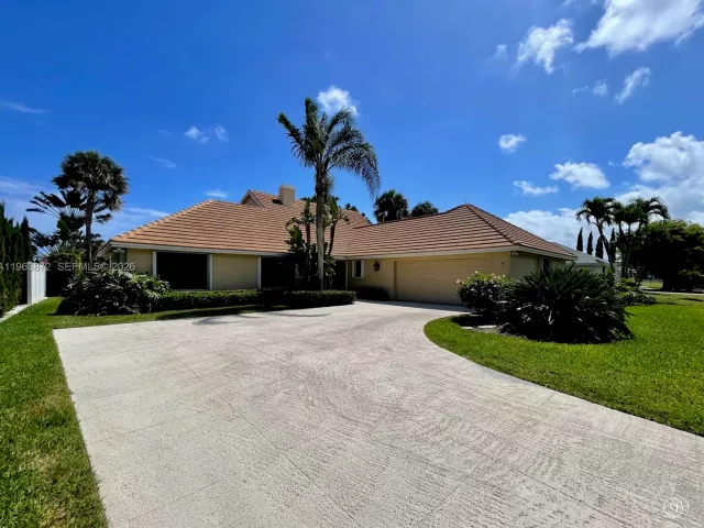 Продажа дома по адресу 3600 N Shore Dr - фото 7426308