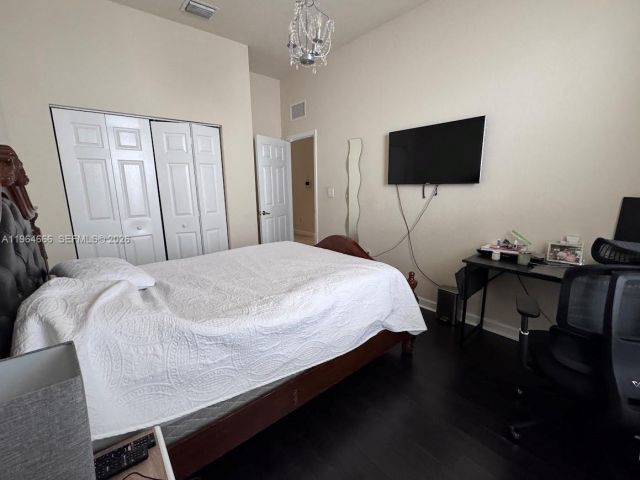 Дом в аренду по адресу 9165 SW 170th Ave . - фото 7428454