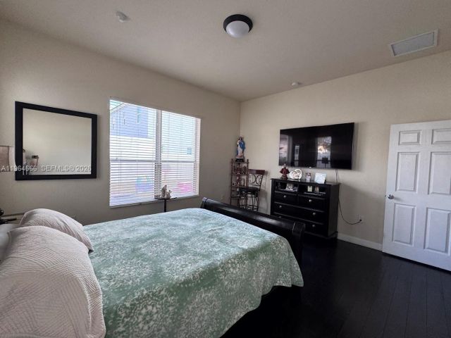 Дом в аренду по адресу 9165 SW 170th Ave . - фото 7428462