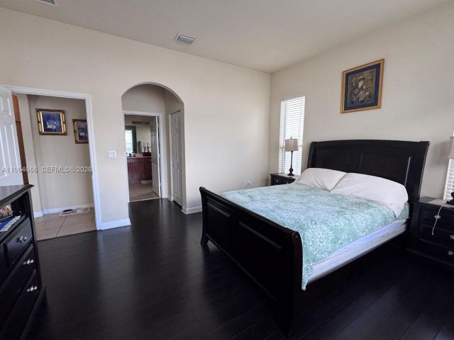 Дом в аренду по адресу 9165 SW 170th Ave . - фото 7428463