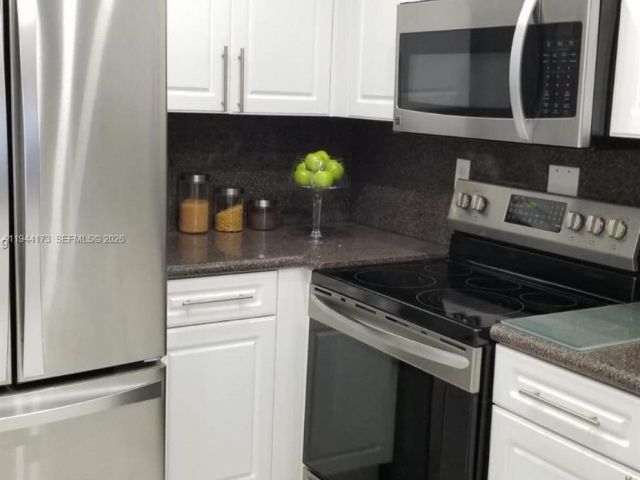 Продажа квартиры #532 - фото 7477215