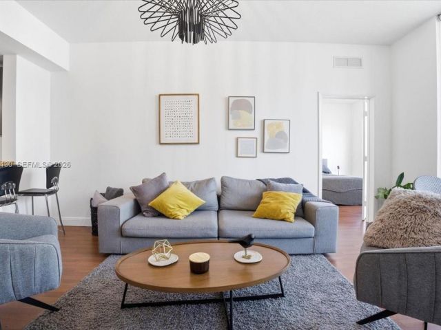 Продажа квартиры #709 - фото 7443097