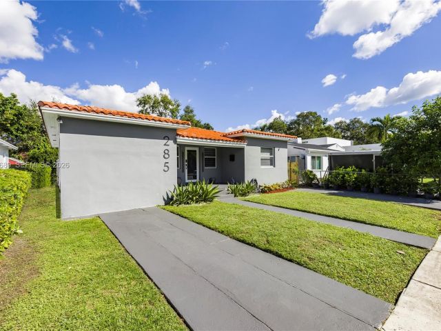 Продажа дома по адресу 285 NW 45th St - фото 7427972