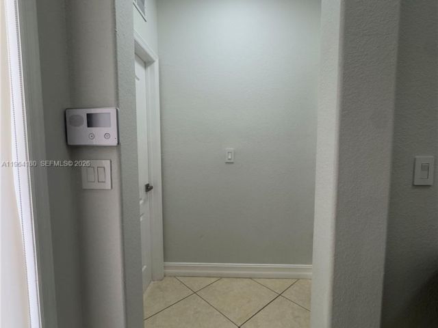 Дом в аренду по адресу 11177 NW 79th Ln - фото 7434247