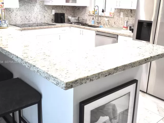 Продажа дома по адресу 630 N 66th Ave - фото 7423124