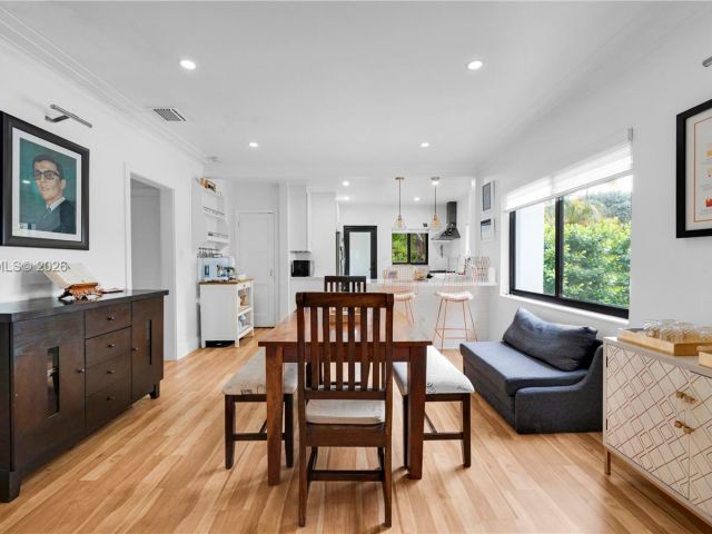 Продажа дома по адресу 375 SW 32nd Rd - фото 7428475