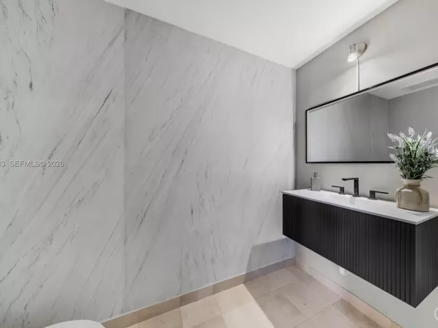 Продажа квартиры #422 - фото 7427108