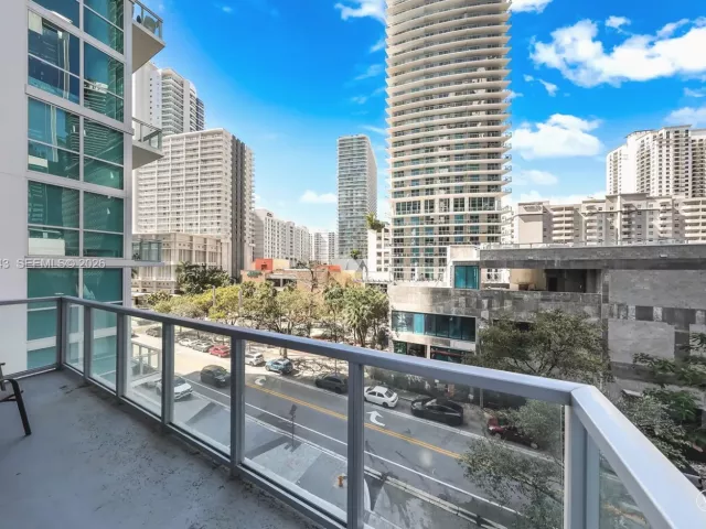 Продажа квартиры #422 - фото 7427100