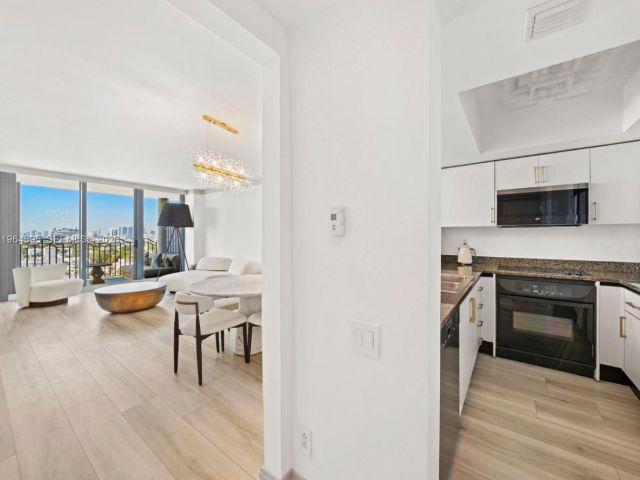 Продажа квартиры #1210 - фото 7507023