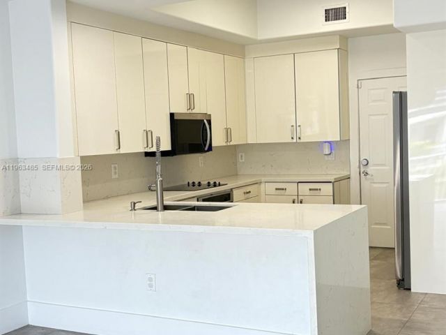 Дом в аренду по адресу  - фото 7426578