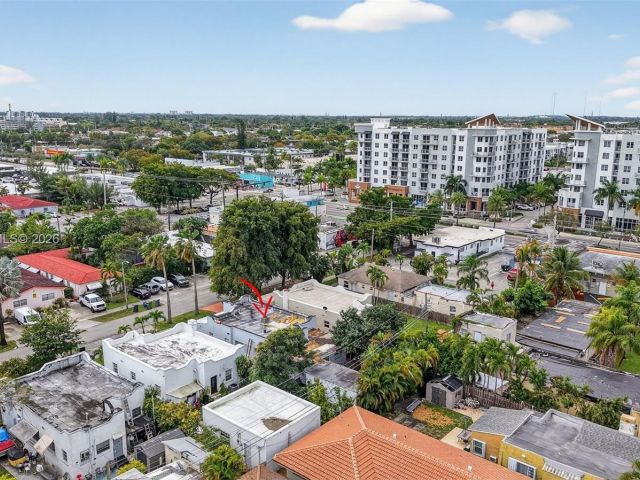 Продажа дома по адресу 623 NE 4th St - фото 7426765