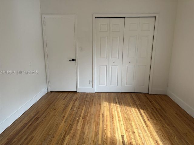 Дом в аренду по адресу 904 Wallace St - фото 7427833