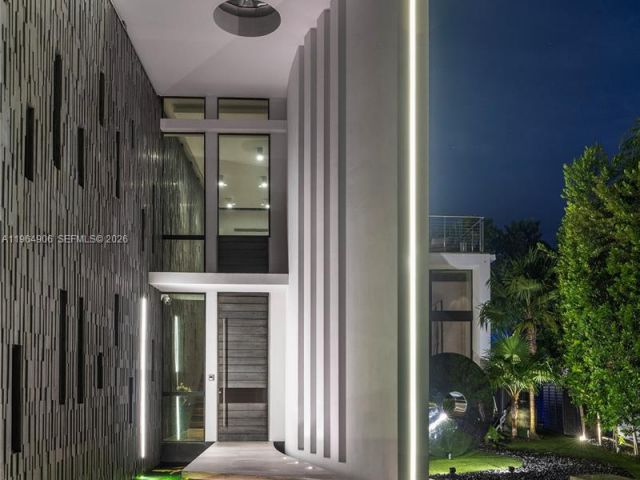 Дом в аренду по адресу 528 Lakeview Ct - фото 7469310