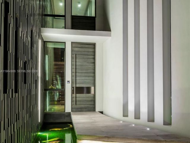 Дом в аренду по адресу 528 Lakeview Ct - фото 7469312