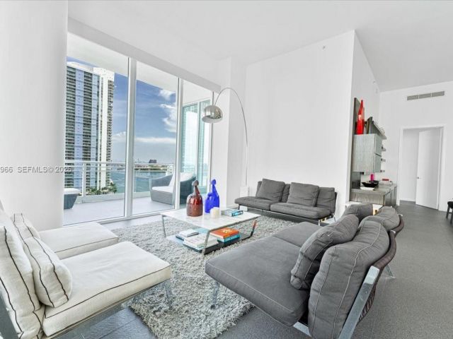 Продажа квартиры #1101 - фото 7429438