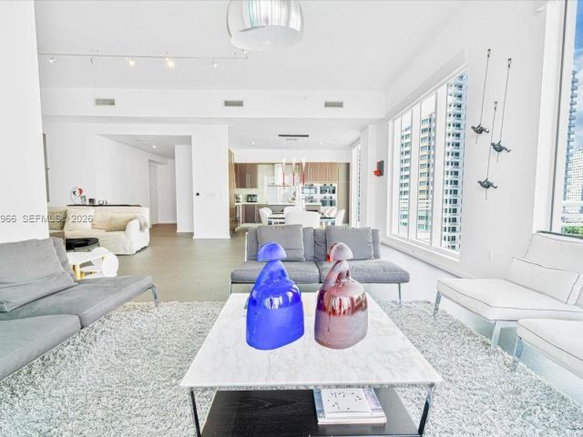 Продажа квартиры #1101 - фото 7429440