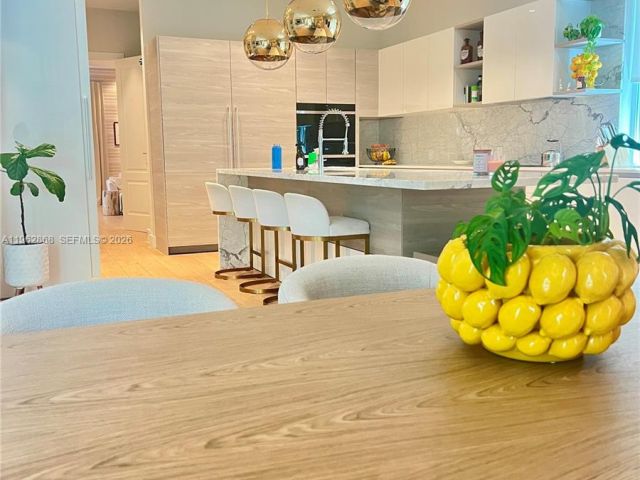 Дом в аренду по адресу 745 NE 77th St - фото 7428189