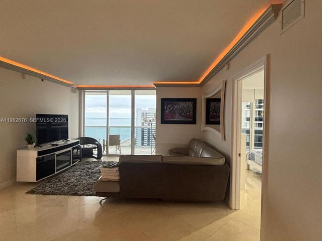 Квартира в аренду номер2004 - фото 7499206