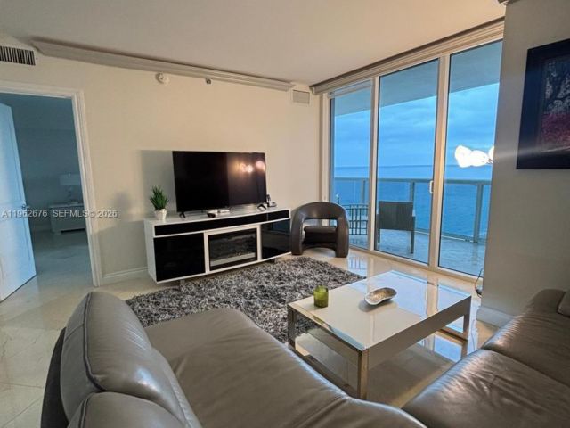 Квартира в аренду номер2004 - фото 7499208