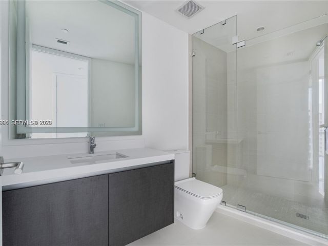 Квартира в аренду номер4911 - фото 7429554