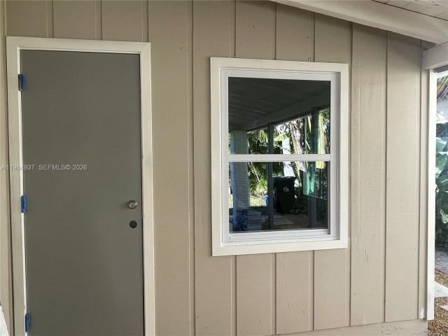 Дом в аренду по адресу 1329 NE 16th Ave 0 - фото 7482654