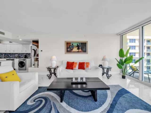 Квартира в аренду номер1535(AvailableSept 01 - фото 9337003