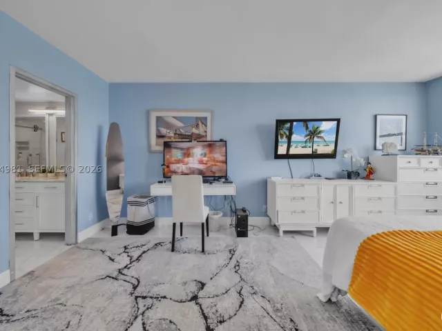 Квартира в аренду номер1535(AvailableSept 01 - фото 9132632