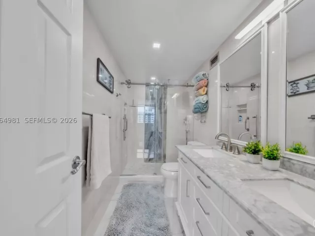 Квартира в аренду номер1535(AvailableSept 01 - фото 9132633