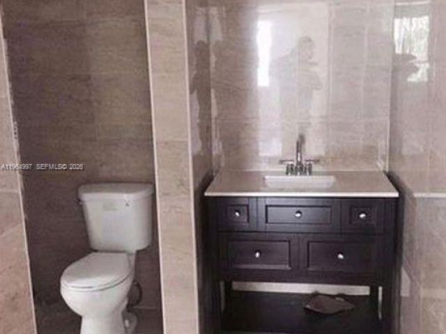 Дом в аренду по адресу 16529 NE 26th Ave 4A - фото 7428098