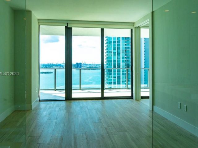 Продажа квартиры #2105 - фото 7429769