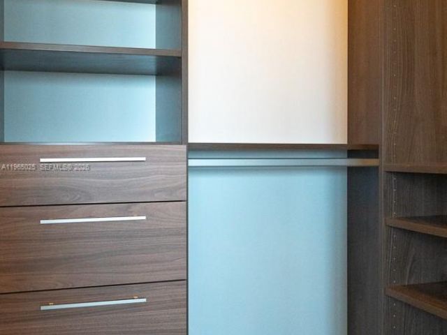 Продажа квартиры #2105 - фото 7429779