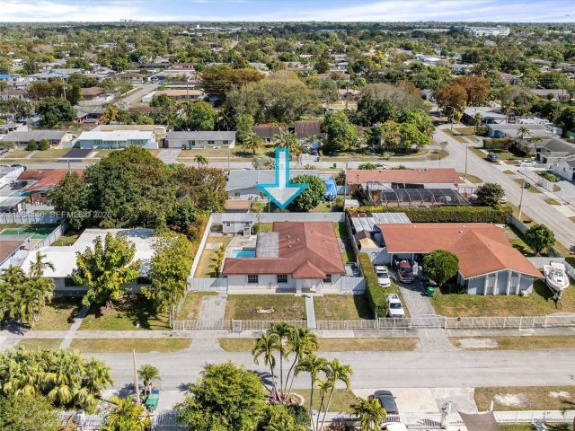 Продажа дома по адресу 16321 SW 102nd Pl - фото 7428228