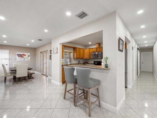 Продажа дома по адресу 16321 SW 102nd Pl - фото 7428250