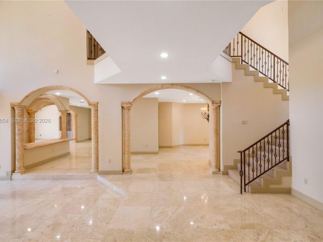 Дом в аренду по адресу 129 Gavilan Ave - фото 7470868