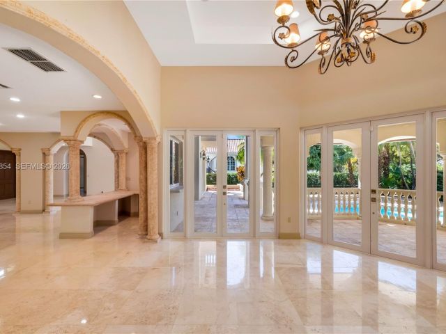 Дом в аренду по адресу 129 Gavilan Ave - фото 7470872