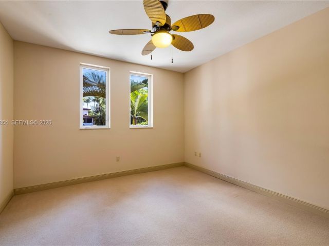 Дом в аренду по адресу 129 Gavilan Ave - фото 7470880