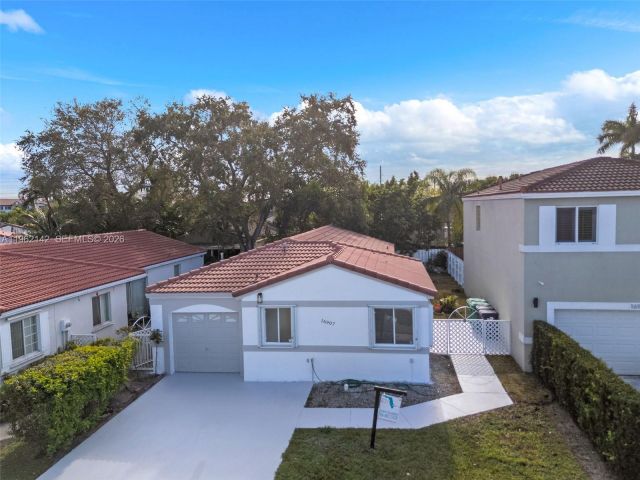 Продажа дома по адресу 16907 SW 142nd Pl - фото 7428491