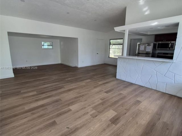 Продажа дома по адресу 1711 NW 27th Ter - фото 7428326