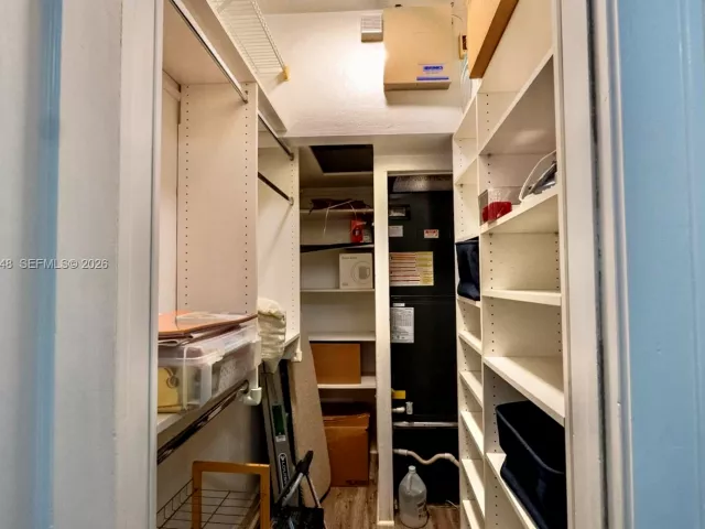 Дом в аренду по адресу 906 Genoa St - фото 7434053