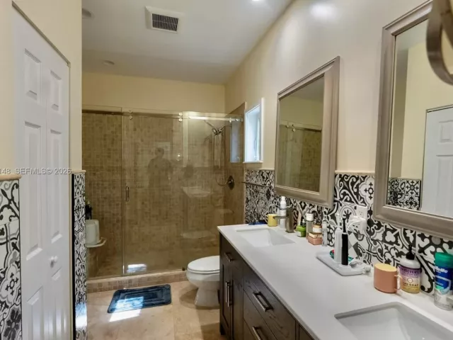 Дом в аренду по адресу 906 Genoa St - фото 7434058