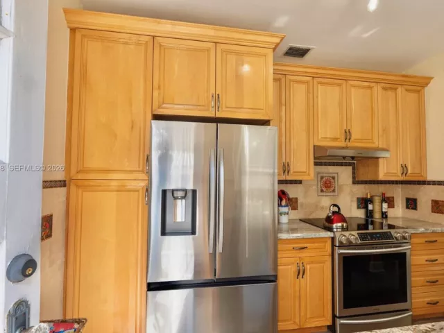 Дом в аренду по адресу 906 Genoa St - фото 7434047