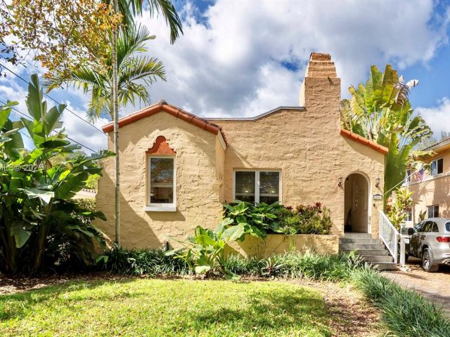 Дом в аренду по адресу 906 Genoa St - фото 7434043