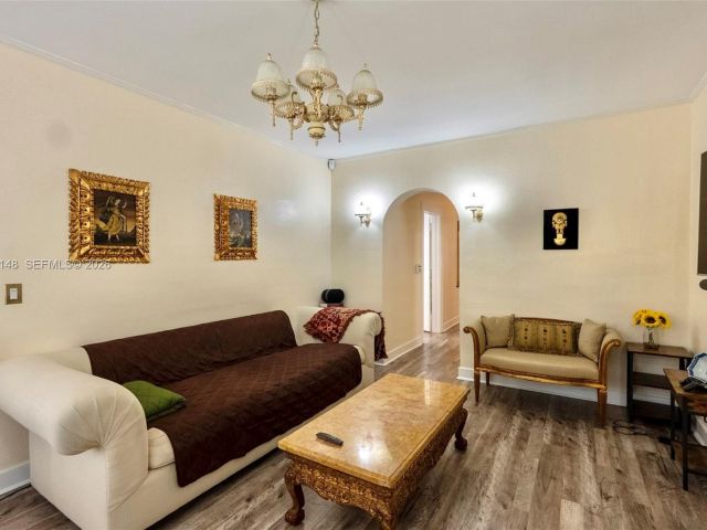 Дом в аренду по адресу 906 Genoa St - фото 7434051